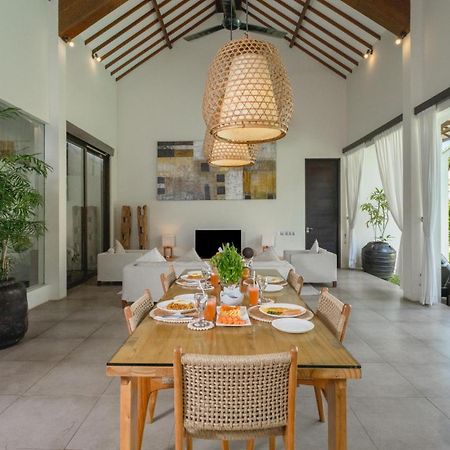 Villa Alice By Villa Finder Seminyak Exteriör bild
