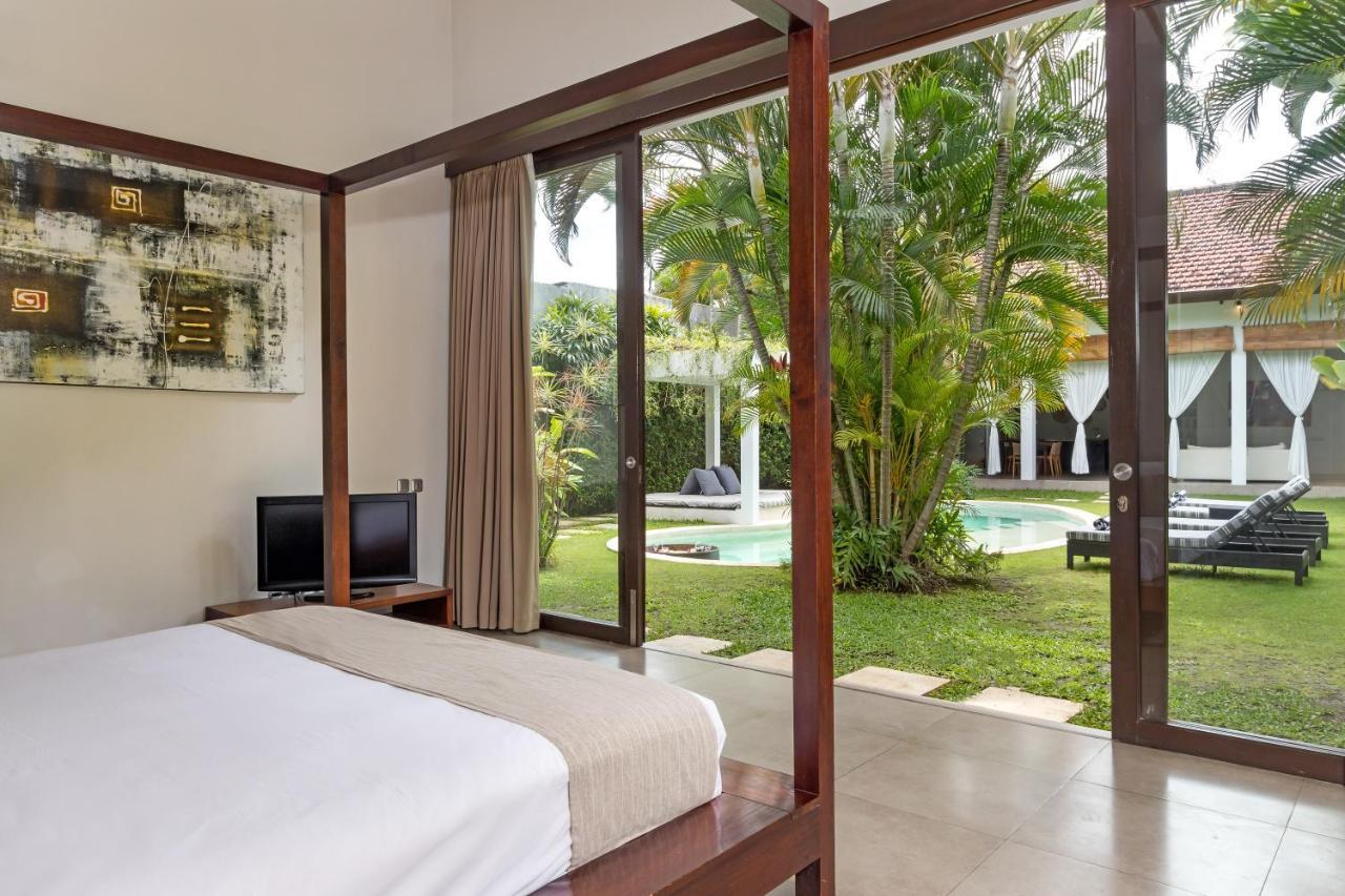 Villa Alice By Villa Finder Seminyak Exteriör bild