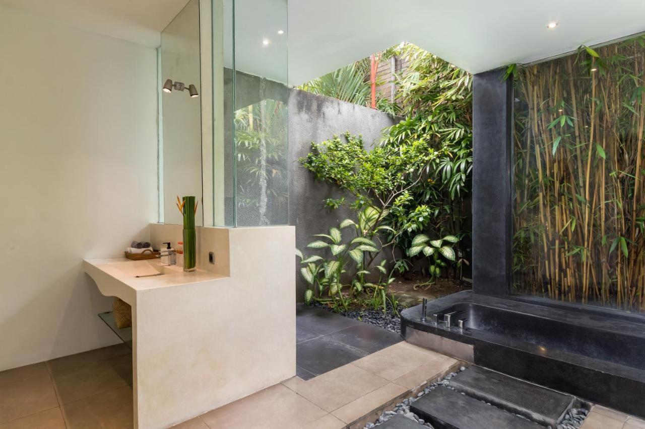 Villa Alice By Villa Finder Seminyak Exteriör bild